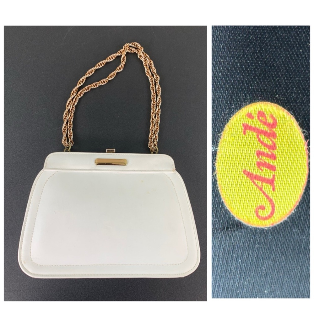 Vintage Andé white leather purse.